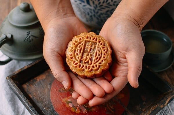 Ham & Nut Mooncake Recipe, by thewoksoflife.com