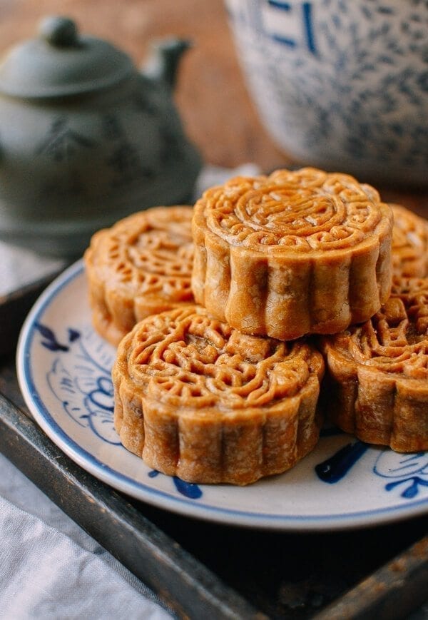 Ham & Nut Mooncake Recipe, by thewoksoflife.com