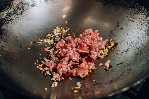 Gan Bian Si Ji Dou - Sichuan Dry Fried String Beans, by thewoksoflife.com