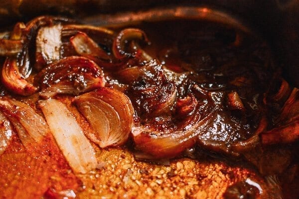 Five Spice Roast Turkey with Giblet Onion Gravy, by thewoksoflife.com