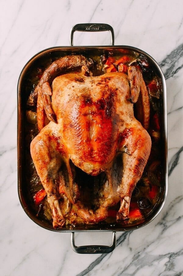 Perfect Turkey Gravy Recipe, by thewoksoflife.com