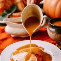 How to Make turkey gravy, thewoksoflife.com