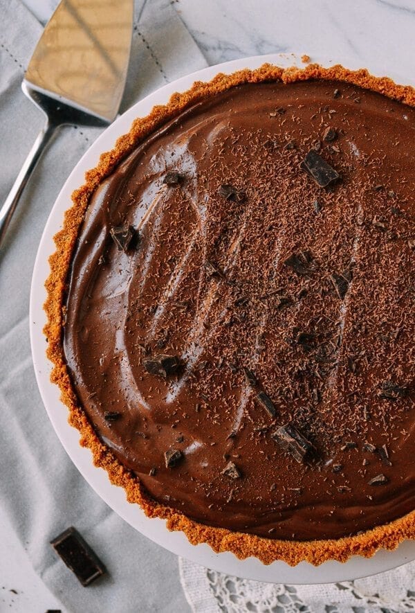 Vegan Chocolate Peanut Butter Silk Tart, by thewoksoflife.com