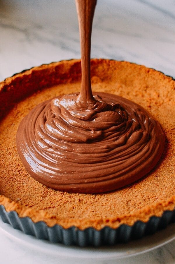 Vegan Chocolate Peanut Butter Silk Tart, by thewoksoflife.com