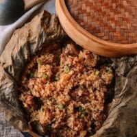 Steamed Ribs with Glutinous Rice (糯米蒸排骨), by thewoksoflife.com