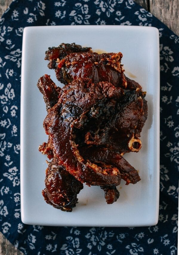 Shanghai Smoked Fish, Xun Yu (上海熏鱼), by thewoksoflife.com