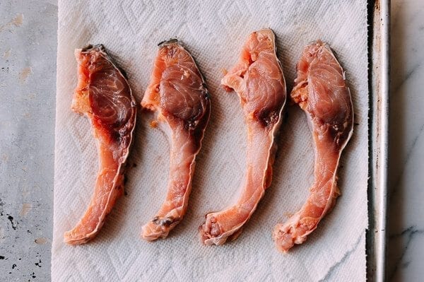 Shanghai Smoked Fish, Xun Yu (上海熏鱼), by thewoksoflife.com