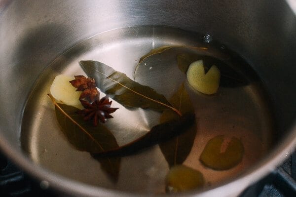 Shanghai Smoked Fish, Xun Yu (上海熏鱼), by thewoksoflife.com