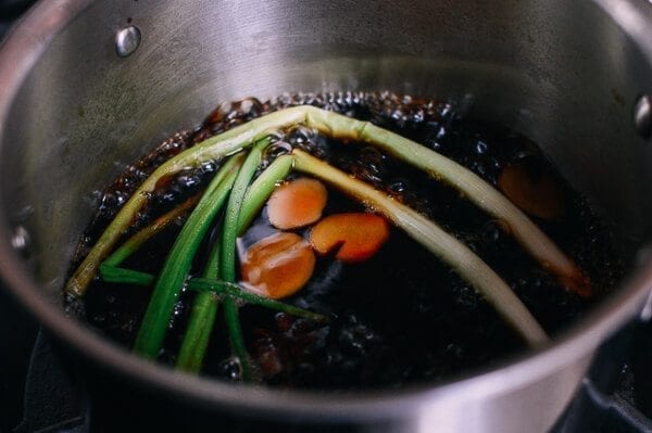 Shanghai Smoked Fish, Xun Yu (上海熏鱼), by thewoksoflife.com