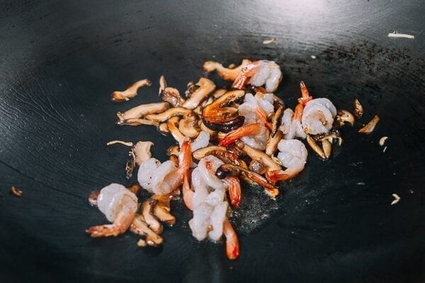 Hong Kong Style Shrimp Chow Mein Noodles, by thewoksoflife.com