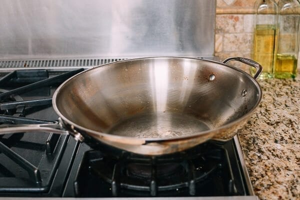 What is the best wok to buy? by thewoksoflife.com