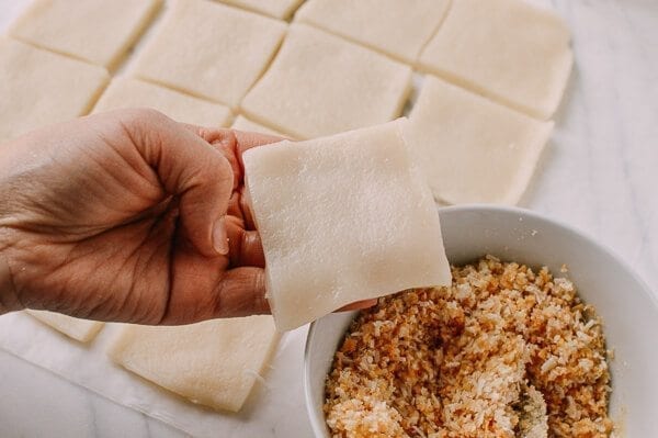 Coconut Peanut Mochi (糯米糍), by thewoksoflife.com