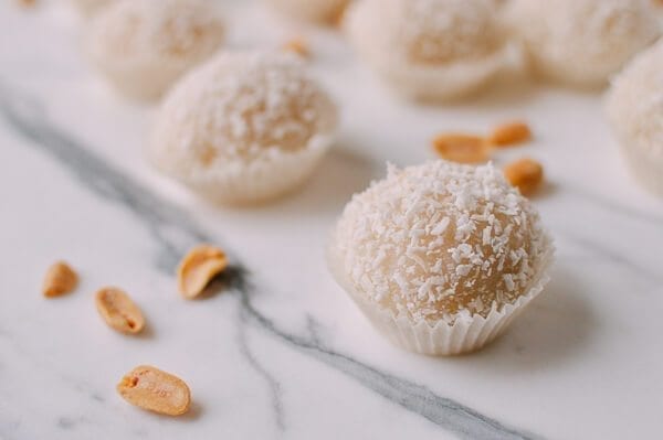 Coconut Peanut Mochi (糯米糍), by thewoksoflife.com