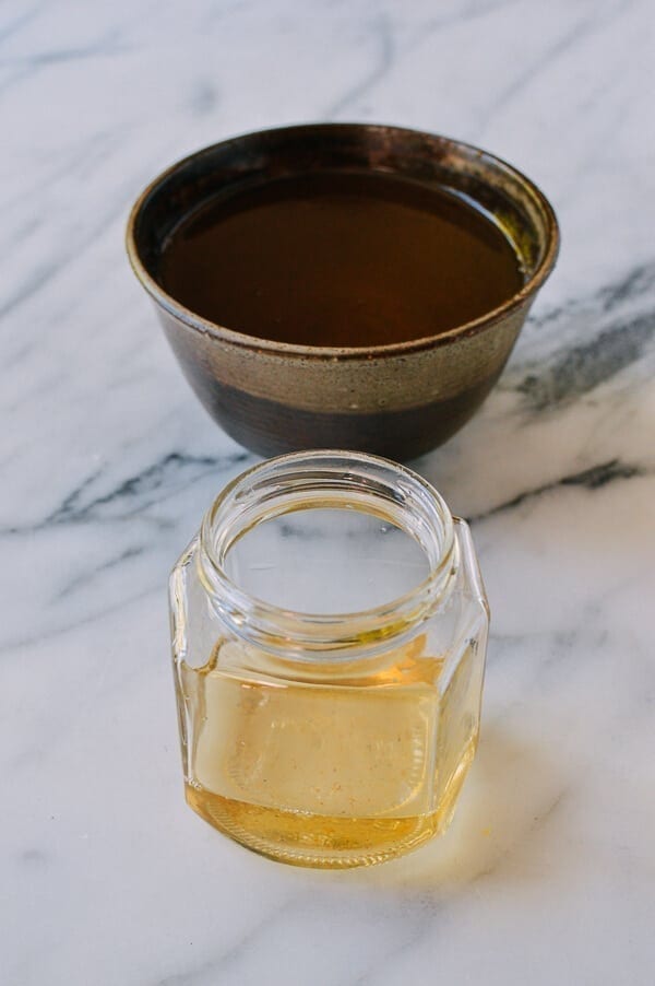 How to Make Lard, by thewoksoflife.com