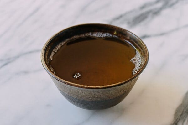 How to Make Lard, by thewoksoflife.com