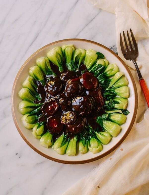 Braised Chinese Mushrooms with Bok Choy, by thewoksoflife.com