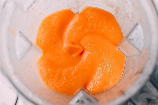 Frozen Peach Daiquiris, by thewoksoflife.com