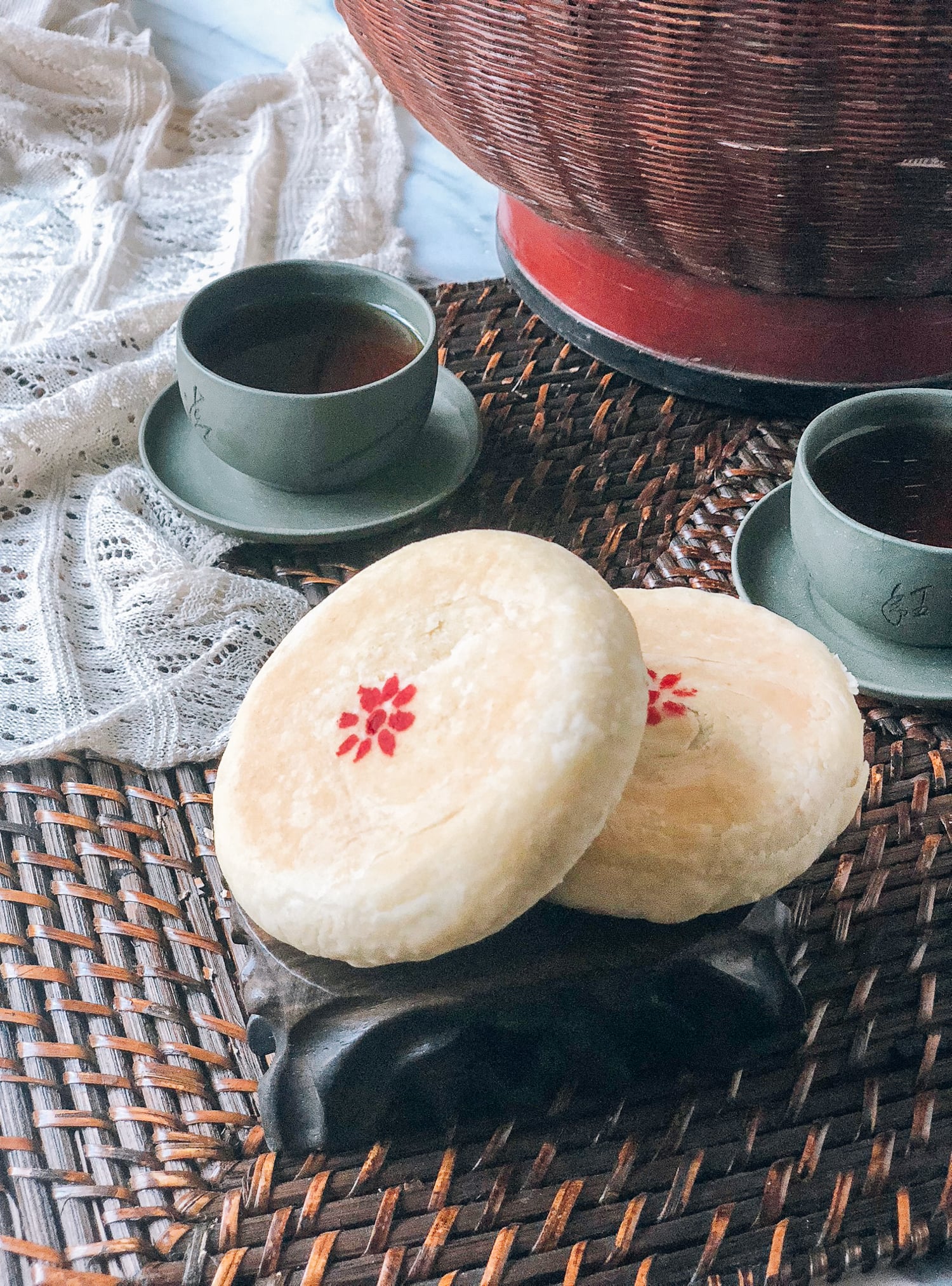 Red Bean Mooncakes (苏式月饼), by thewoksoflife.com