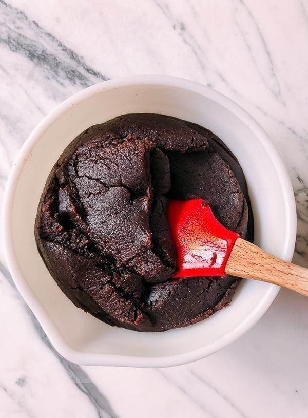 Sweet Red Bean Paste Recipe (In an Instant Pot)