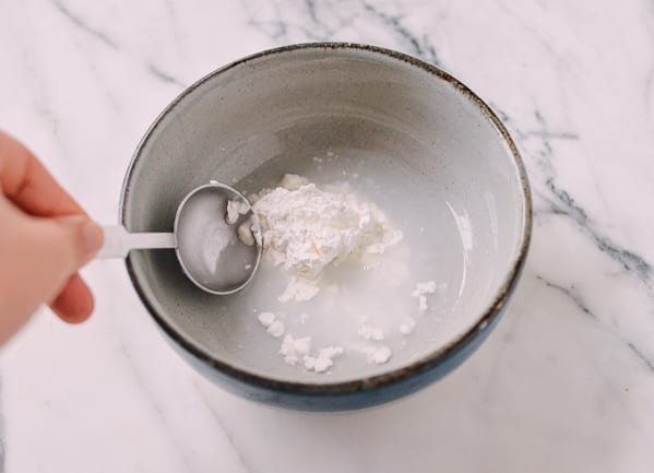 making cornstarch slurry by thewoksoflife.com