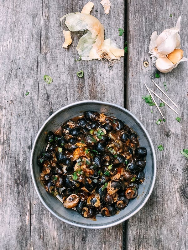 Cantonese-Style Periwinkle Snails in Black Bean Sauce, by thewoksoflife.com