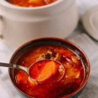 Shanghai-Style Red Vegetable Soup (罗宋汤 - Luo Song Tang), by thewoksoflife.com