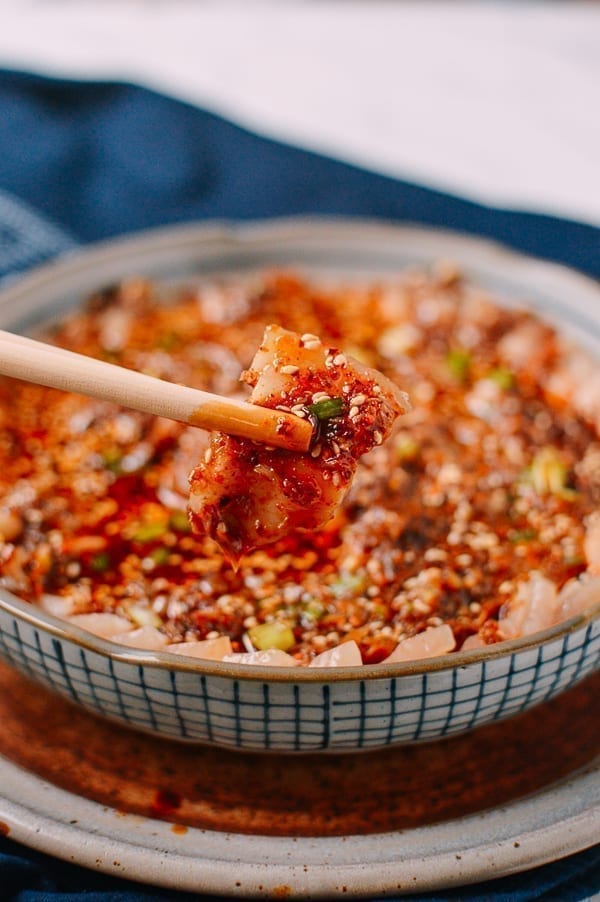 Suan Ni Bai Rou (Sliced Pork with Garlic Sauce), by thewoksoflife.com