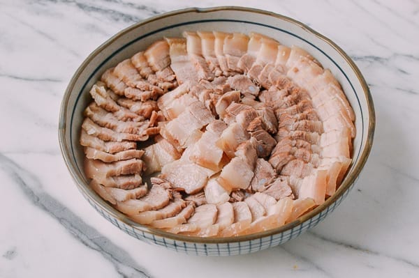 Suan Ni Bai Rou (Sliced Pork with Garlic Sauce), by thewoksoflife.com