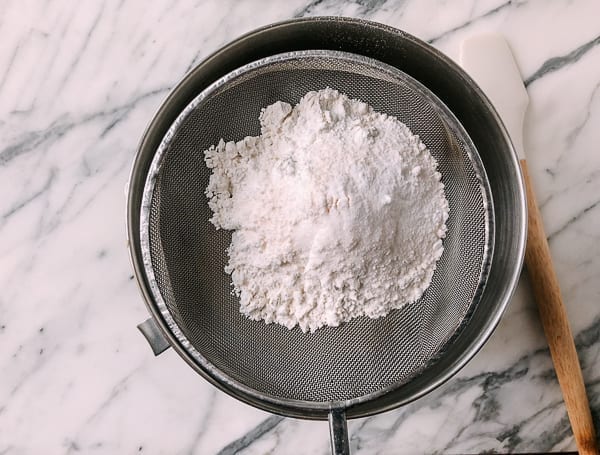 Ma Lai Go Chinese Steamed Cake, by thewoksoflife.com