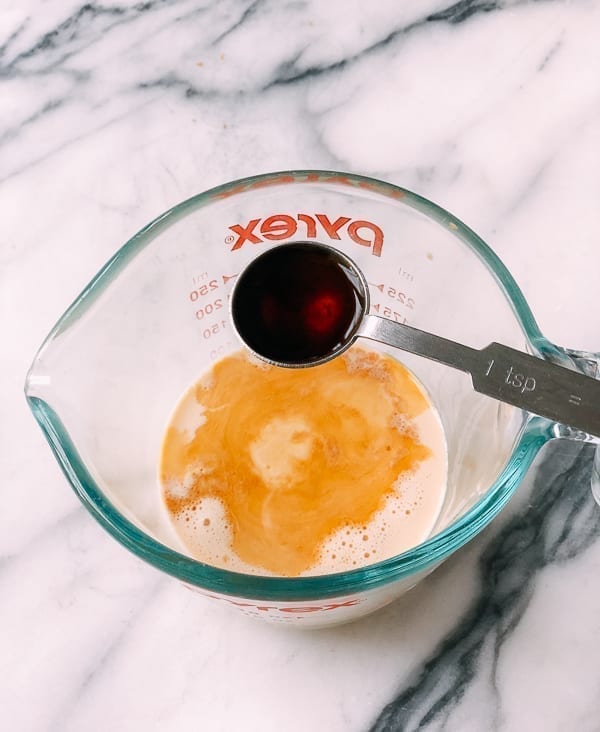 Ma Lai Go Chinese Steamed Cake, by thewoksoflife.com