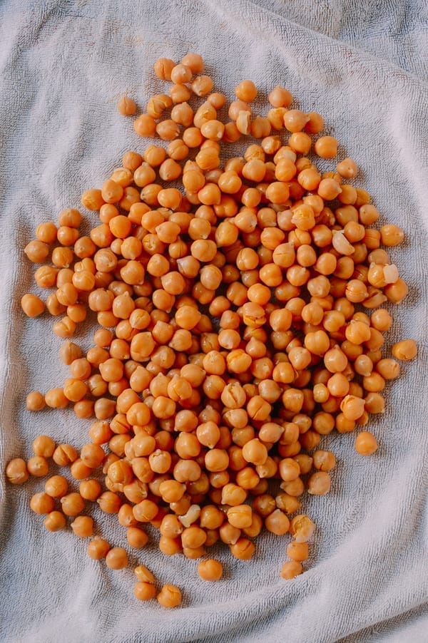 Roasted Chickpeas, by thewoksoflife.com