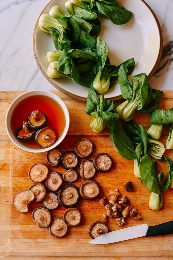 Shanghai Home-style Noodle Soup, by thewoksoflife.com