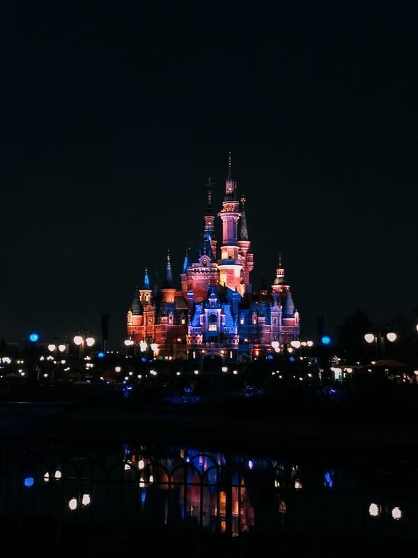 Shanghai Disneyland Resort by thewoksoflife.com