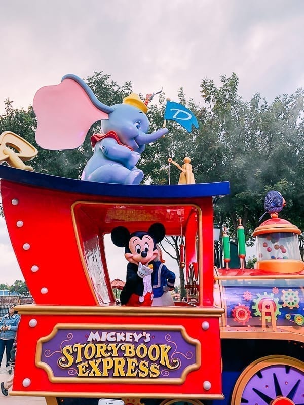 Shanghai Disneyland attractions - Mickey Mouse by thewoksoflife.com