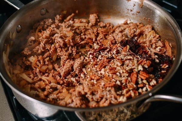 Making Chiles Rellenos Filling, thewoksoflife.com