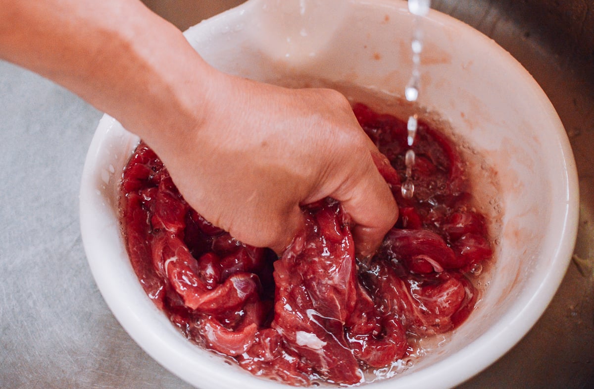 How to prepare beef for stir fry by thewoksoflife.com