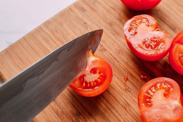 Removing stem from tomato, theewoksoflife.com