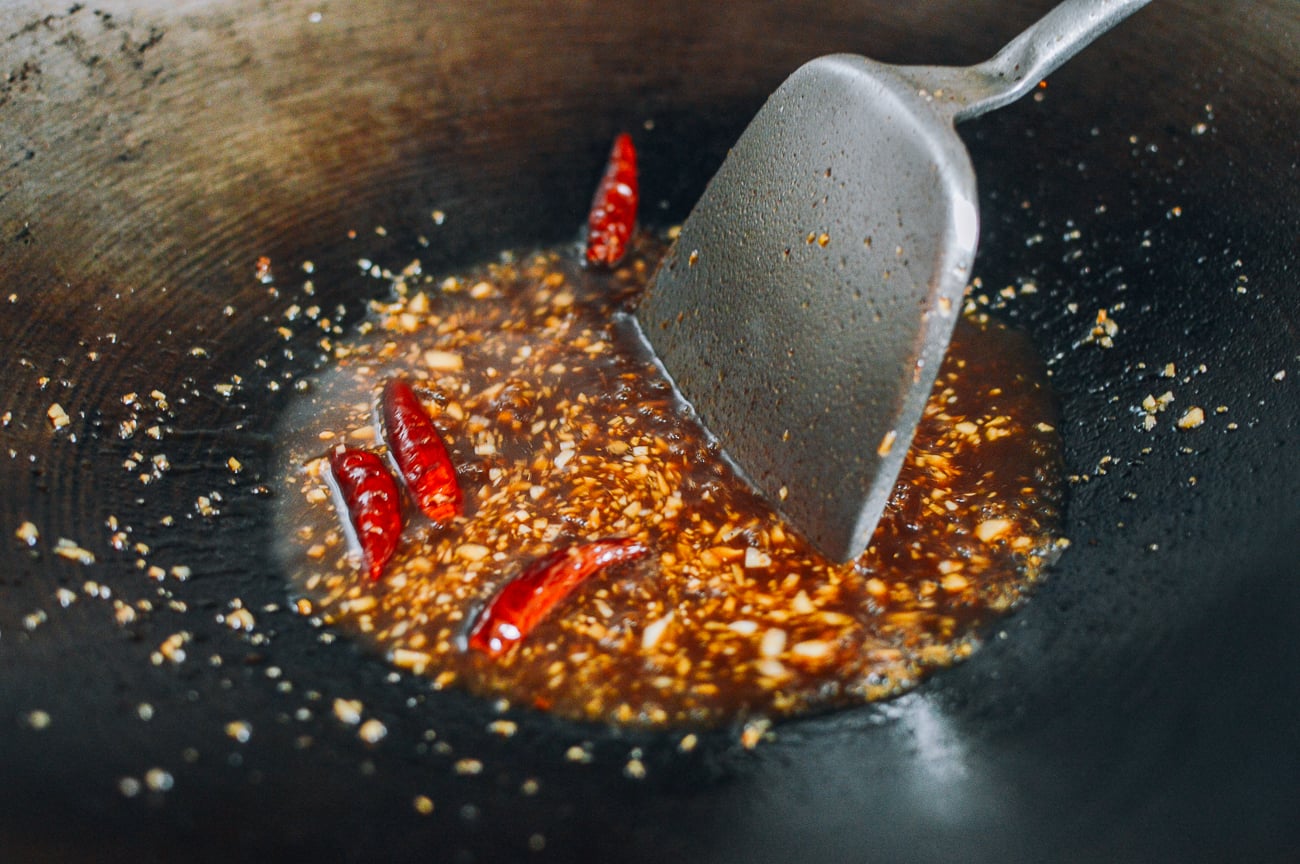 making sauce for mongolian beef