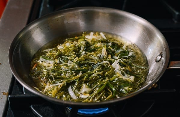 Fried scallions, thewoksoflife.com