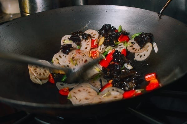 Stir-frying lotus root, thewoksoflife.com