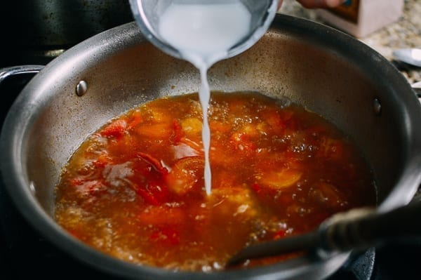 Thickening soup with cornstarch slurry, thewoksoflife.com