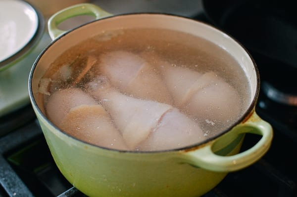 Poaching chicken legs, thewoksoflife.com