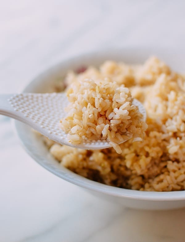 Scoop of brown rice, thewoksoflife.com
