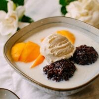 Black Sticky Rice Mango Dessert, thewoksoflife.com