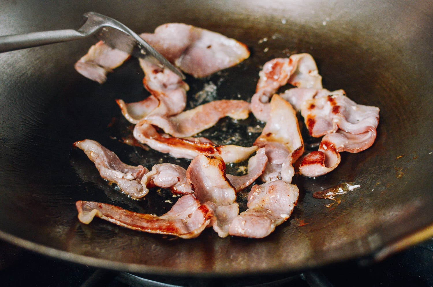 Bacon in a wok, thewoksoflife.com