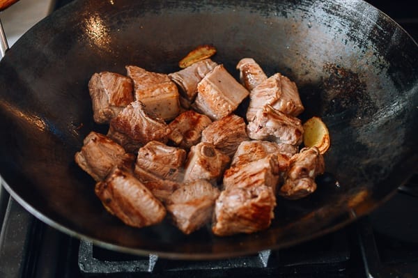 Seared pork ribs, thewoksoflife.com