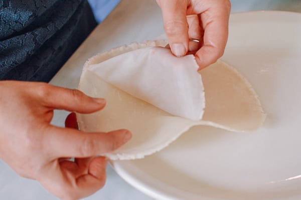 Pulling apart mandarin pancakes, thewoksoflife.com