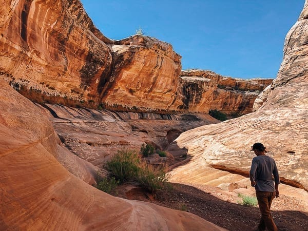 Holeman Slot canyon walk - Canyonlands National Park by thewoksoflife.com