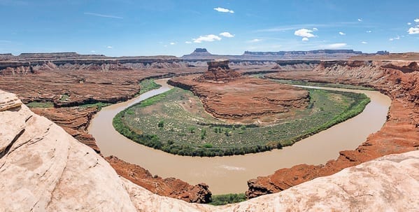 Green River Pano shot at Canyonlands National Park by thewoksoflife.com