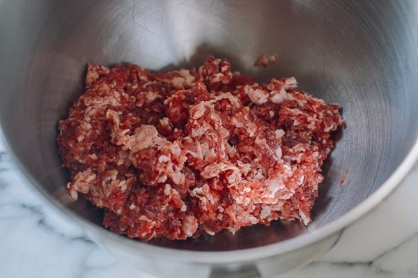 Ground beef in bowl of stand mixer, thewoksoflife.com
